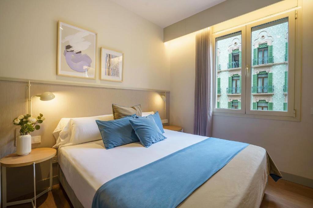 Fisa Rentals Ramblas Apartments Barcelona Zewnętrze zdjęcie