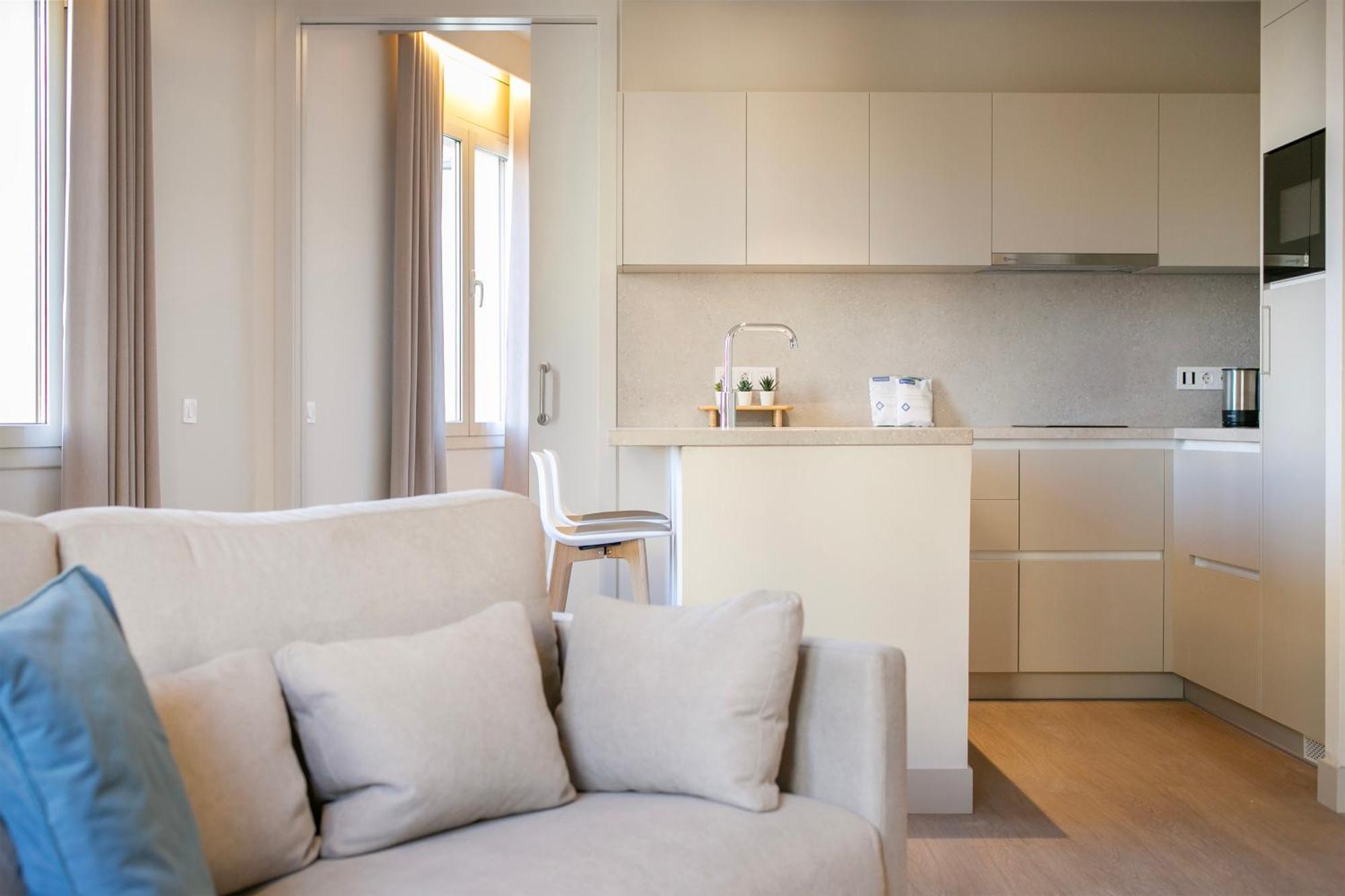 Fisa Rentals Ramblas Apartments Barcelona Zewnętrze zdjęcie